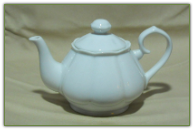 DIANA Collection Porcelain 2-cup Teapot
